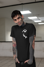 Загрузить изображение в средство просмотра галереи, DIVIDED Unisex T-shirt