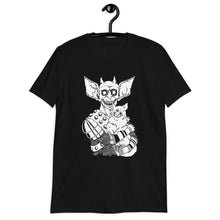 Загрузить изображение в средство просмотра галереи, THE CAT &amp; THAT black T shirt with three eyed mutant cat and monster alt fashion design
