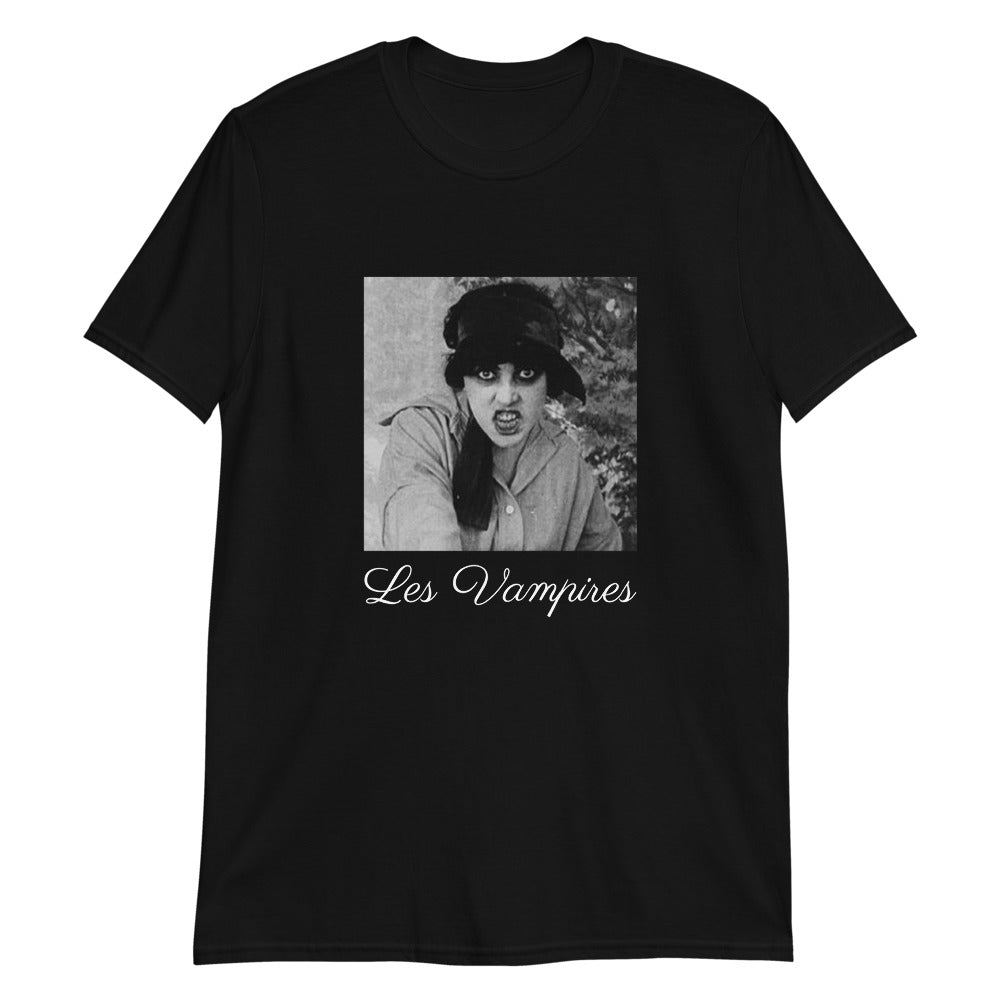 Vintage-gothic-black-T-shirt-with-image-of-Musidora-snarling-from-silent-film-Les-Vampires-horror-movie